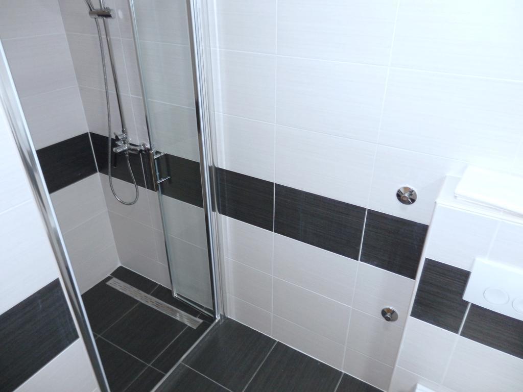 Apartments Idila Μεντουλίν Εξωτερικό φωτογραφία